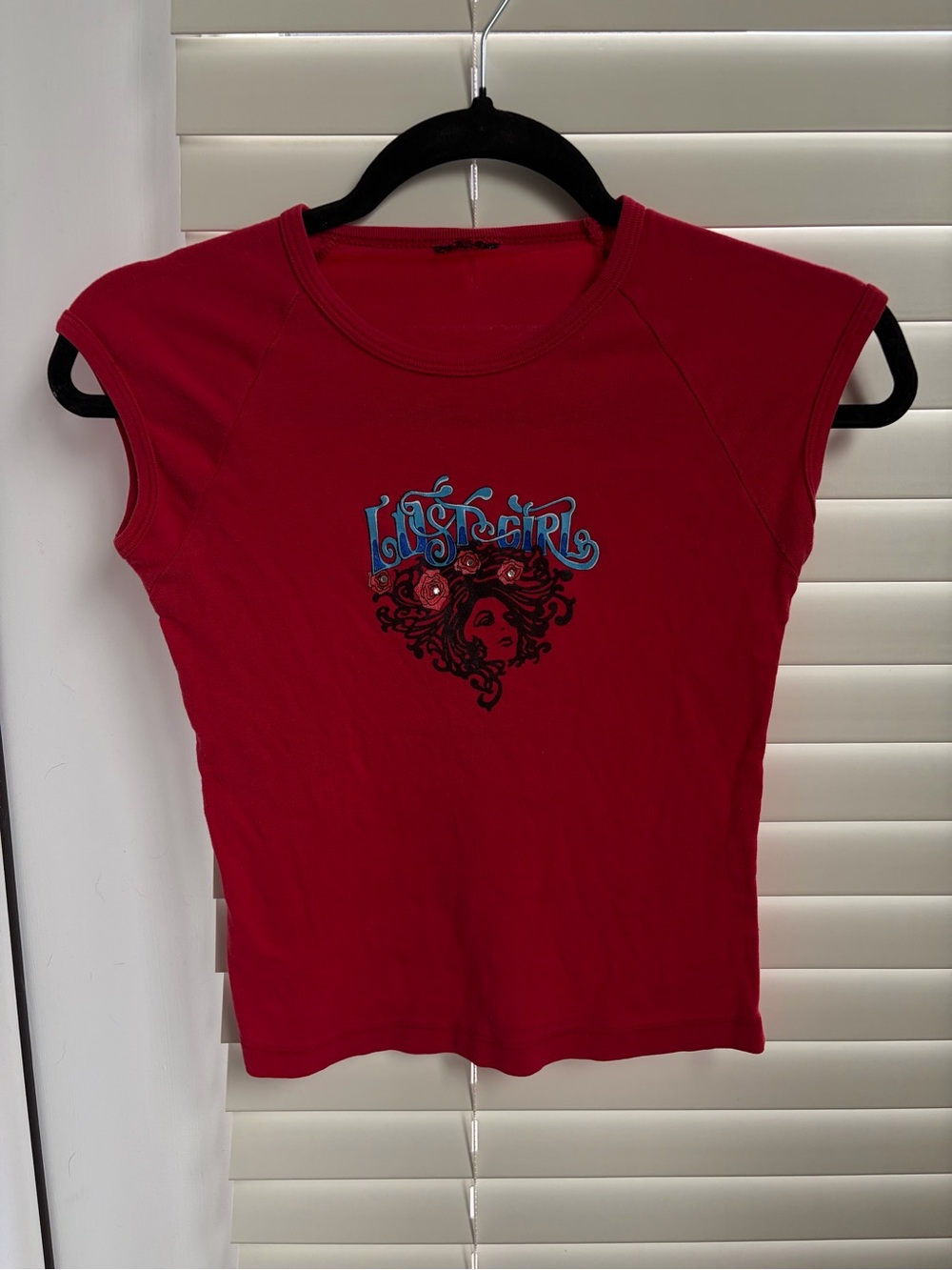 Vintage Red Graphic Cap-Sleeve Women’s Top